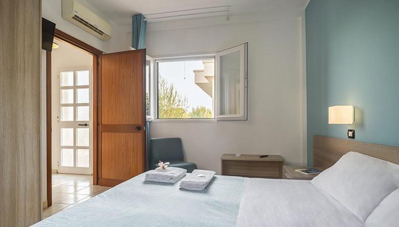 Hotel Dei Bizantini & Villaggio Campo Dei Messapi San Pietro in Bevagna Zewnętrze zdjęcie