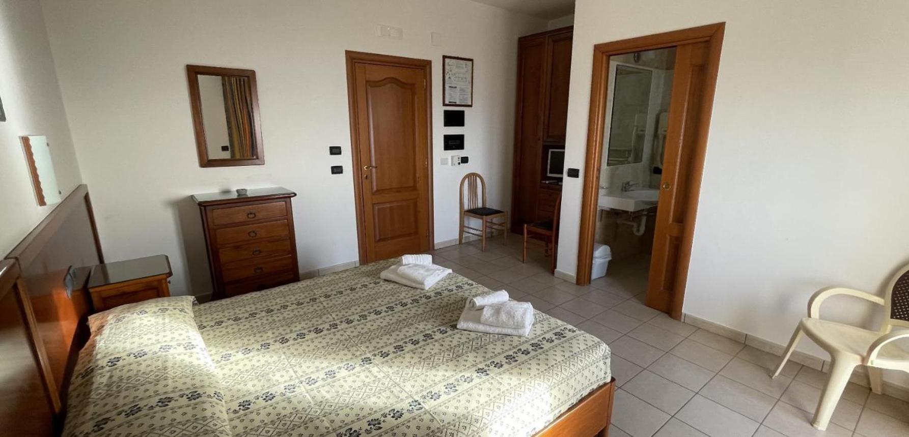 Hotel Dei Bizantini & Villaggio Campo Dei Messapi San Pietro in Bevagna Zewnętrze zdjęcie