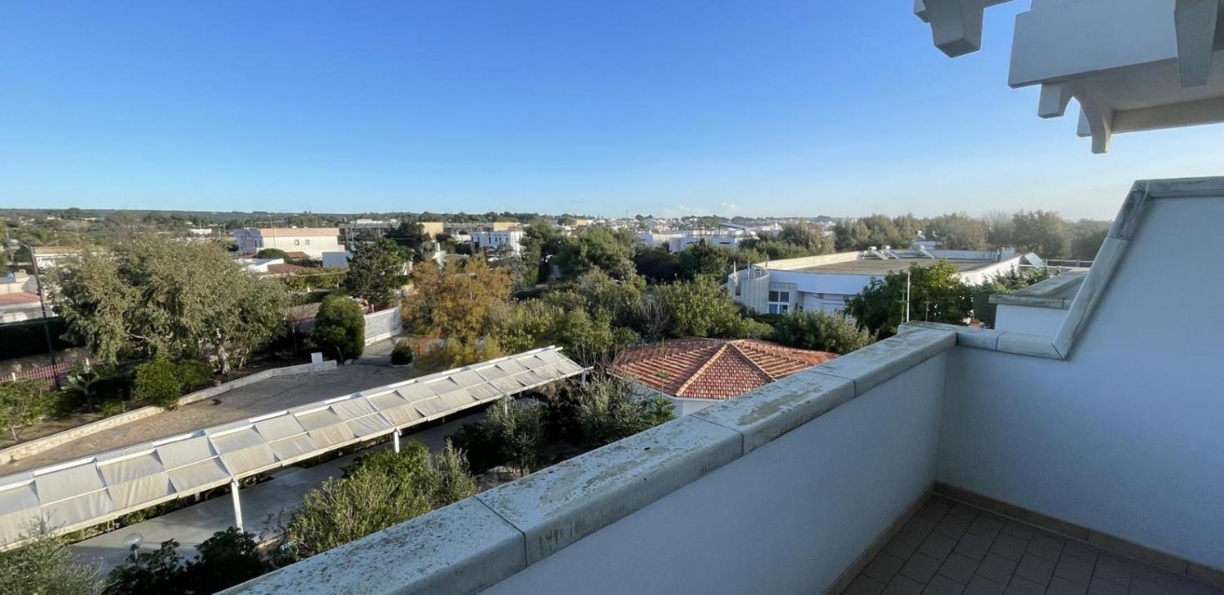 Hotel Dei Bizantini & Villaggio Campo Dei Messapi San Pietro in Bevagna Zewnętrze zdjęcie