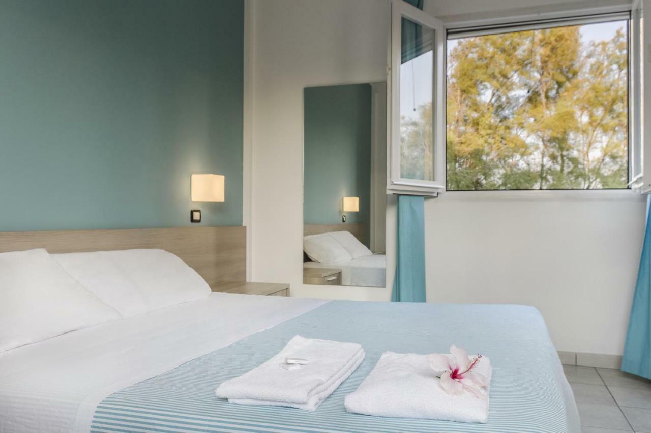 Hotel Dei Bizantini & Villaggio Campo Dei Messapi San Pietro in Bevagna Zewnętrze zdjęcie
